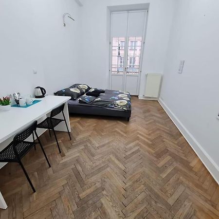 Fantastic - Ns51 Room A Варшава Экстерьер фото