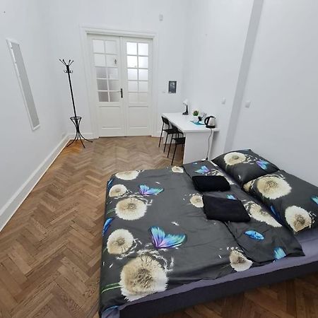 Fantastic - Ns51 Room A Варшава Экстерьер фото