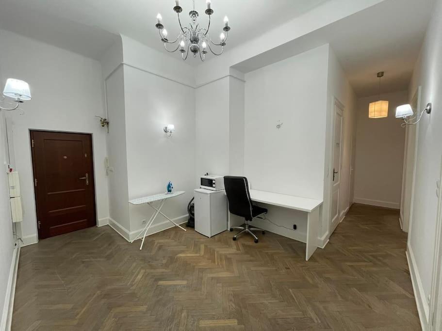 Fantastic - Ns51 Room A Варшава Экстерьер фото