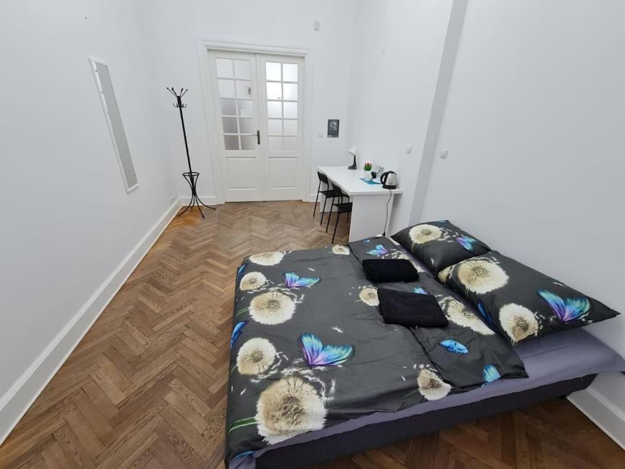 Fantastic - Ns51 Room A Варшава Экстерьер фото